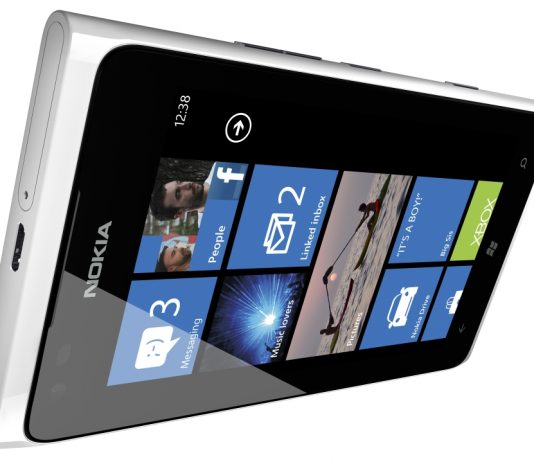 Δελτίο Τύπου: Το Nokia Lumia 900 διαθέσιμο στην ελληνική αγορά
