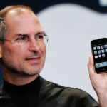steve-jobs-holding-iphone