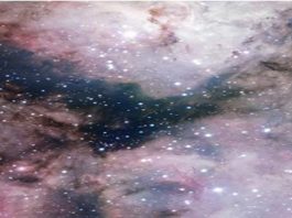 Δείτε το νεφέλωμα Carina με κάμερα 268-megapixel