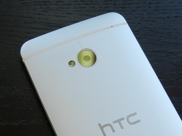 htc one lens
