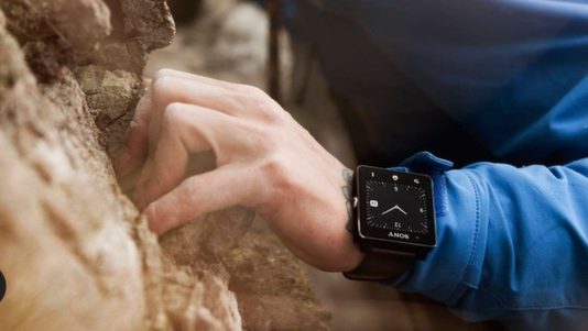 SmartWatch 2: Το έξυπνο ρολόι της Sony τώρα διαθέσιμο στα ελληνικά καταστήματα
