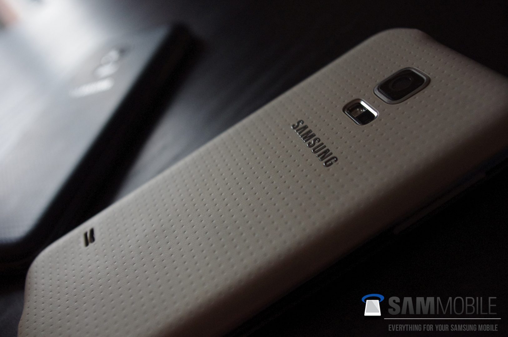 Samsung Galaxy S5 mini: Φωτογραφίες δίπλα στο Galaxy S5