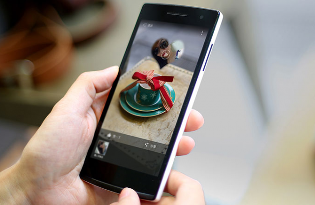 Oppo-R6007