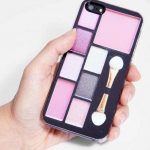 The-Eyebrush-and-make-up-kit-iPhone-case