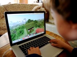 Η Microsoft φέρνει το Minecraft στην εκπαίδευση