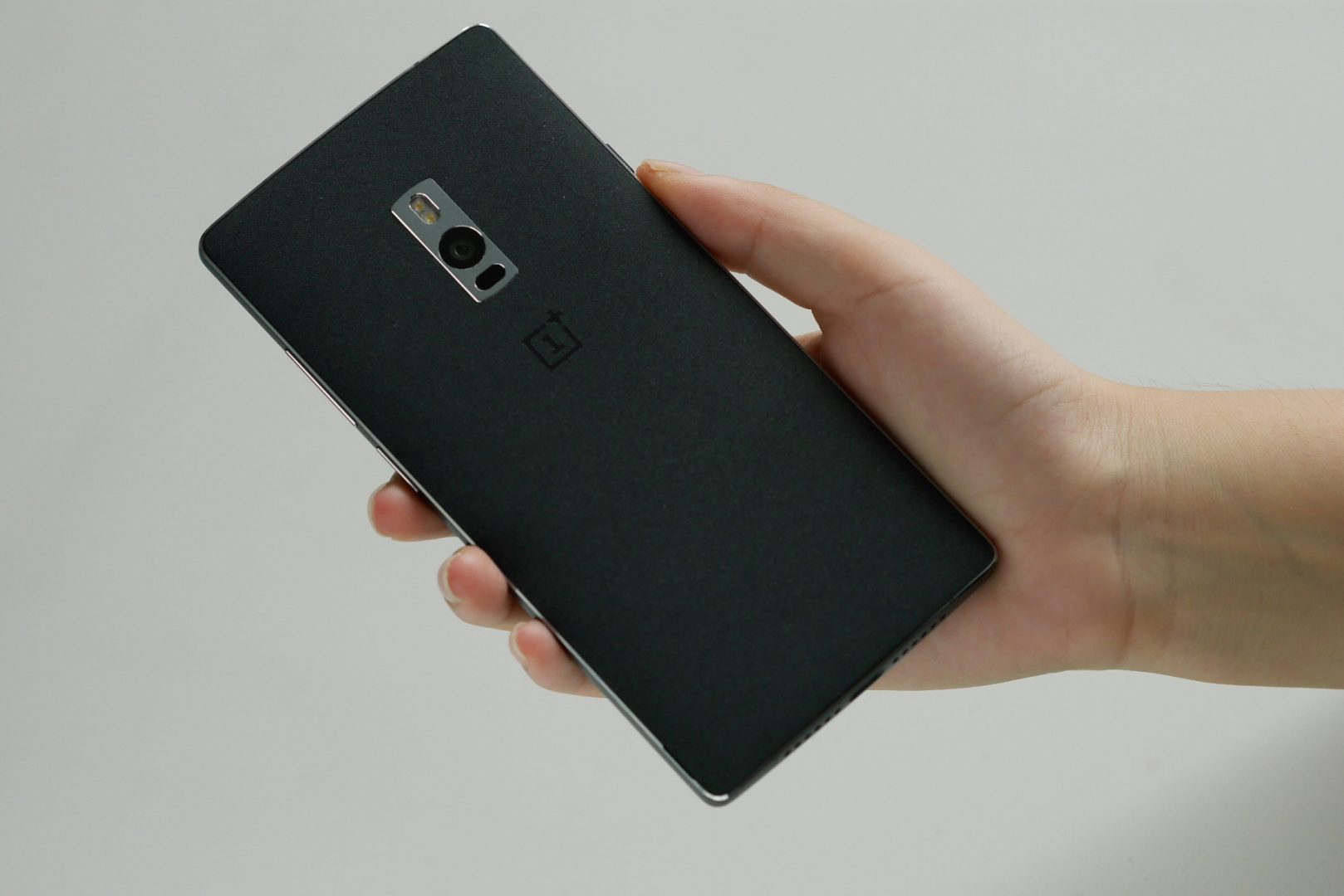 Αυτό είναι το OnePlus 2 σε φωτογραφίες υψηλής ανάλυσης