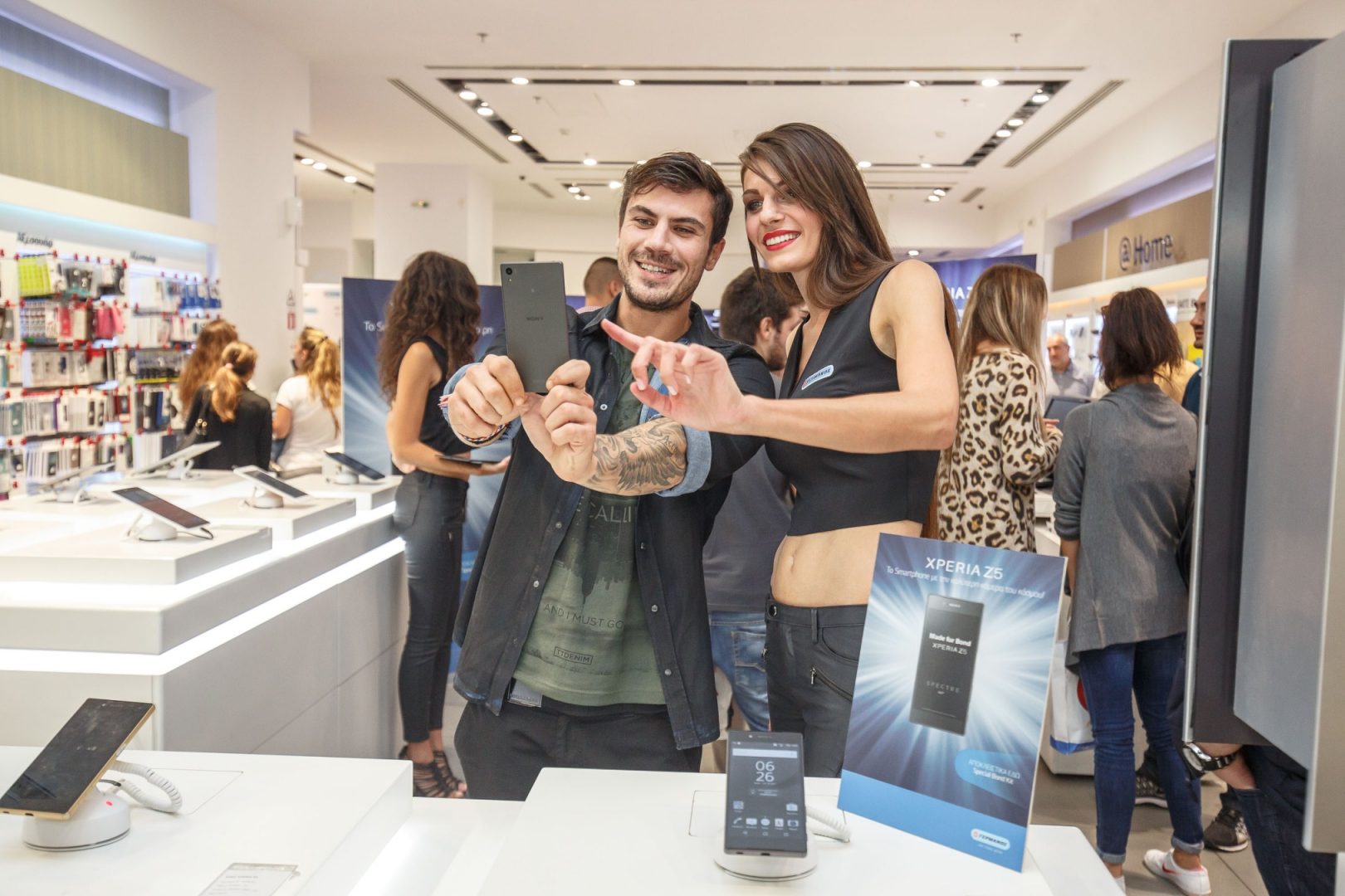 Το νέο SONY Xperia Z5 σ’ ένα Special James Bond Kit αποκλειστικά στον ΓΕΡΜΑΝΟ