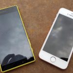 Apple iPhone SE vs Sony Xperia Z5 Compact  (2)
