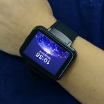 domino-wide-smartwatch