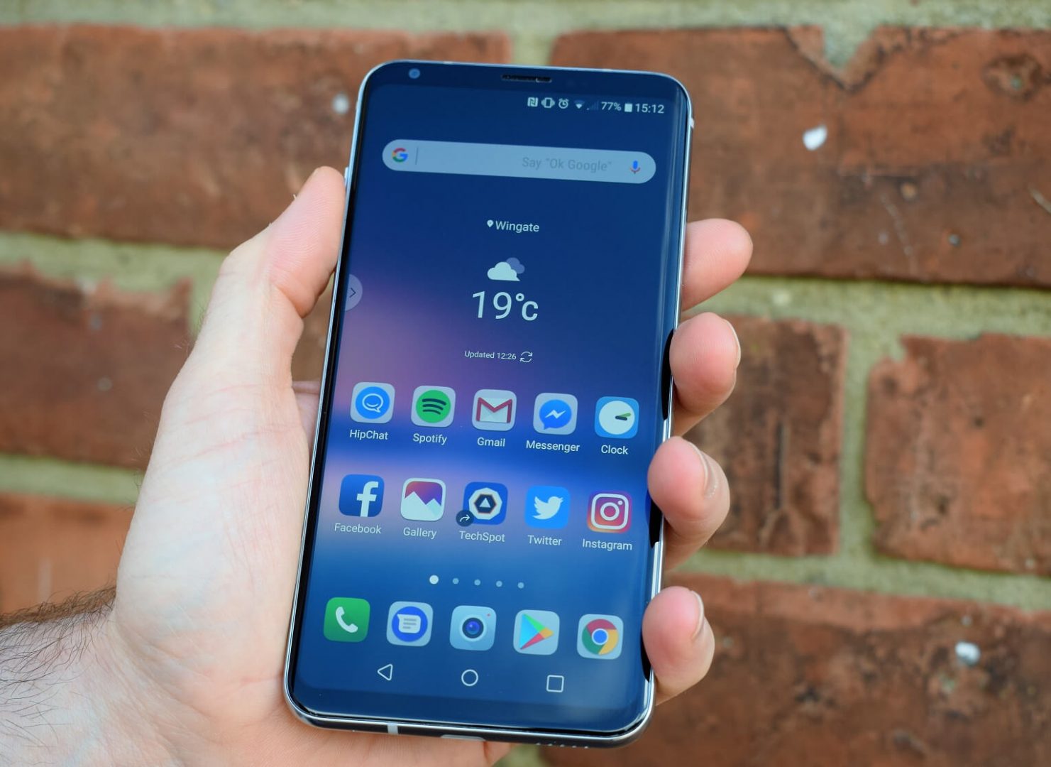 LG V40 ThinQ: Με 5 κάμερες και σχεδόν bezel-free design!