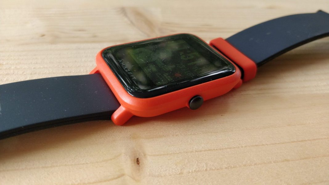 amazfit bip on hand