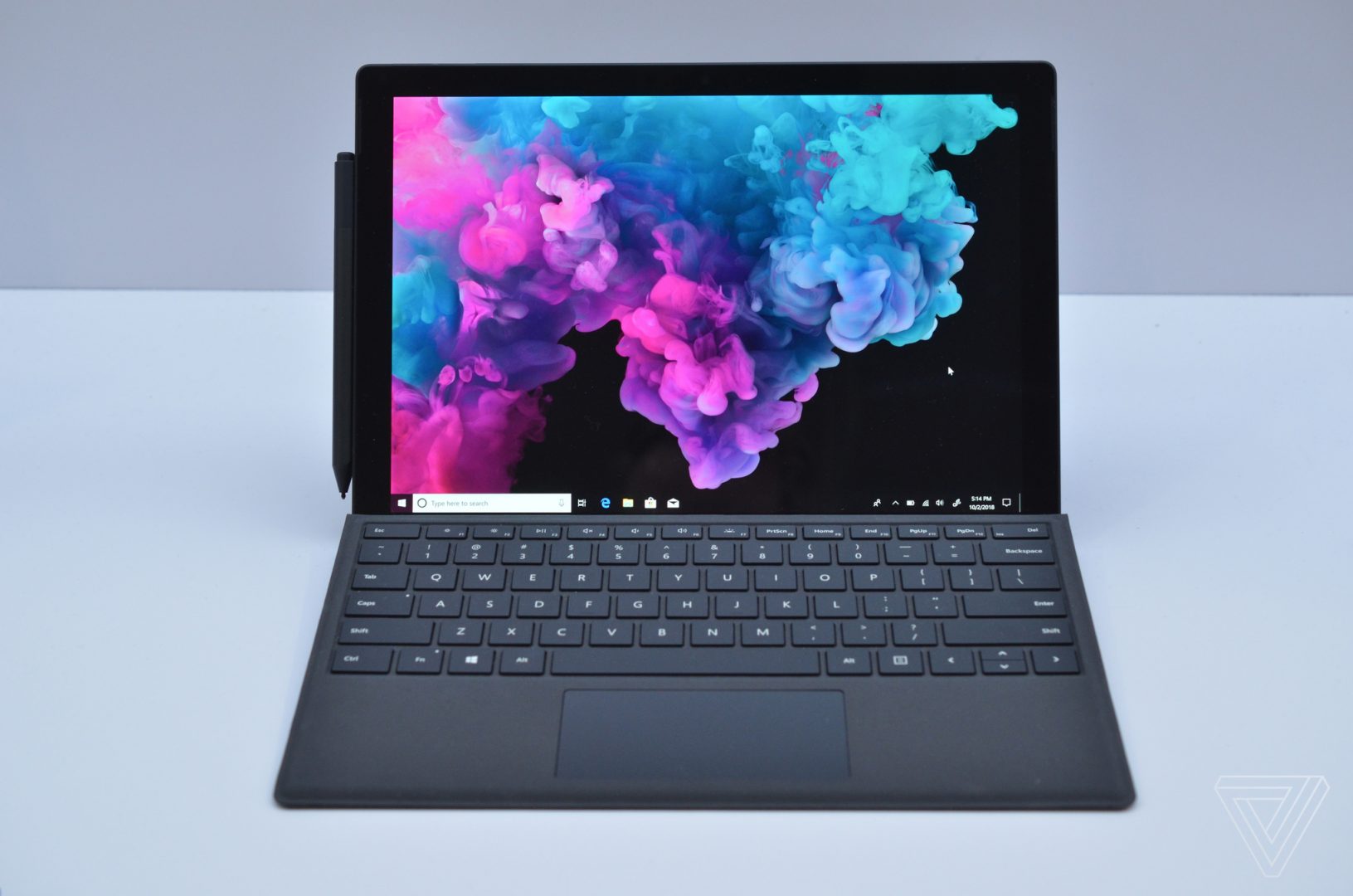 Ανακοινώθηκε επίσημα το Surface Pro 6 με νέο matte black χρώμα και τετραπύρηνους επεξεργαστές