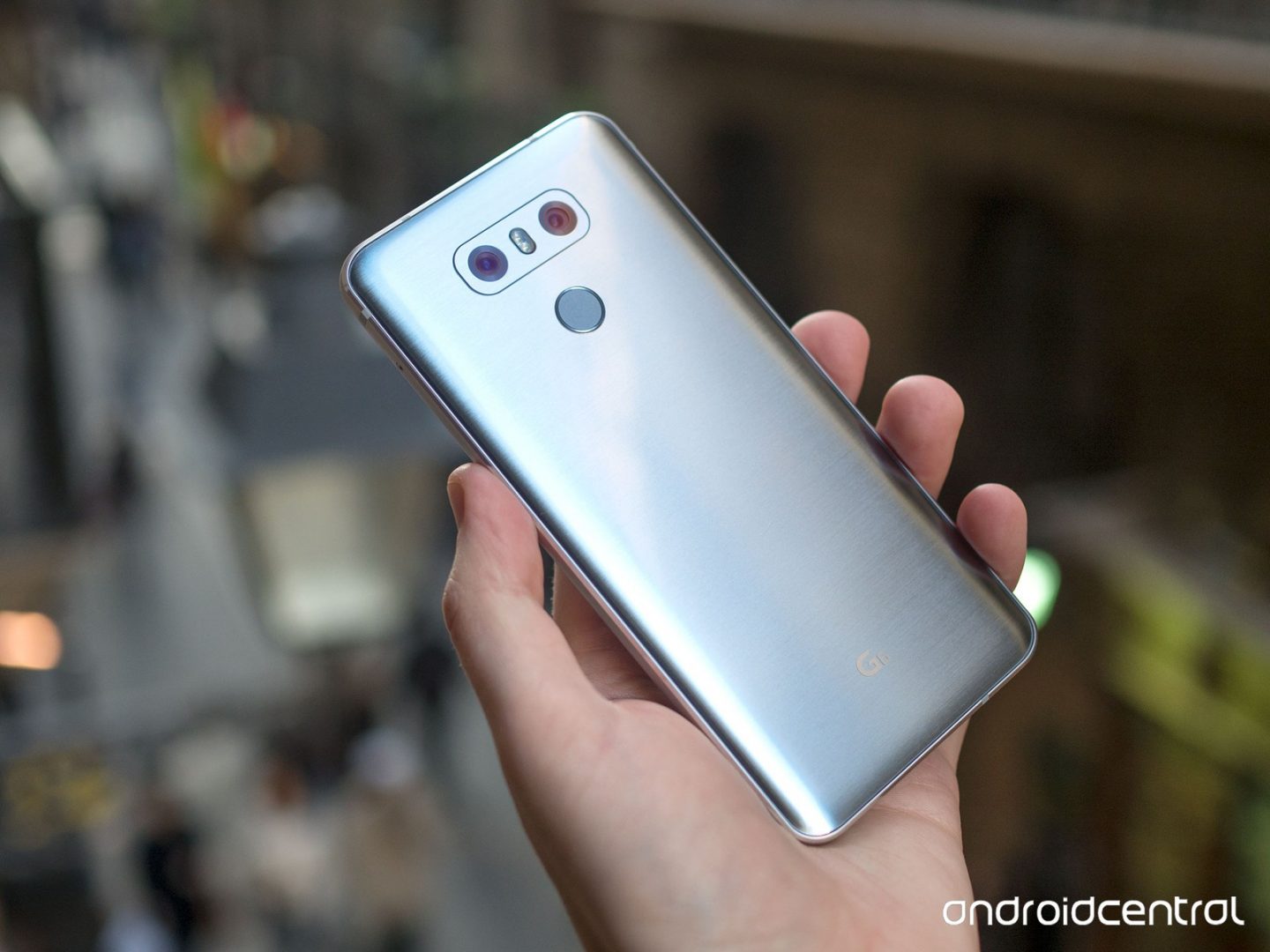 Τα smartphones χρειάζονται ultra-wide angle lenses!