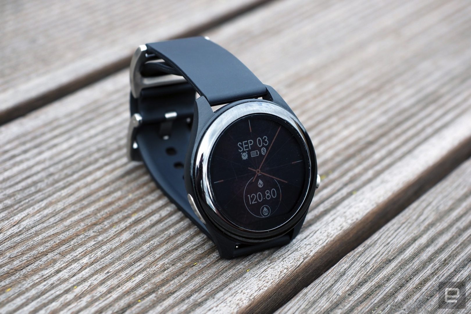 Το Vivowatch SP ανακοινώθηκε, έρχεται παγκοσμίως και θέλει να σε κατακτήσει με το design και τις λειτουργίες