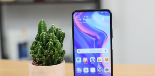 Huawei: Το ban των ΗΠΑ μας έσωσε