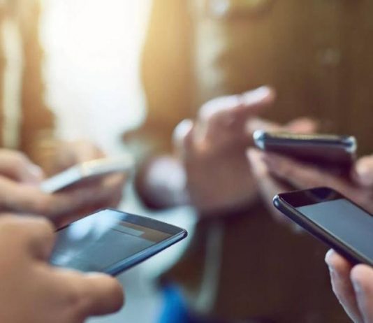 κορυφαίοι κατασκευαστές smartphones