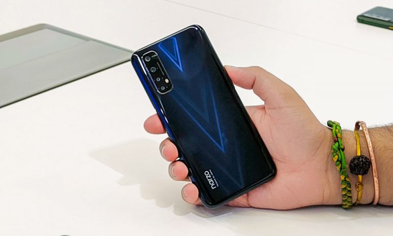 Realme Narzo 20 Pro live photos