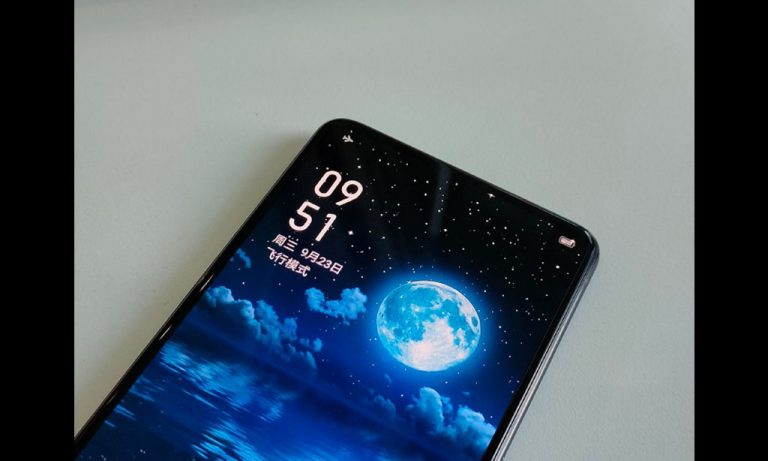realme under-display camera