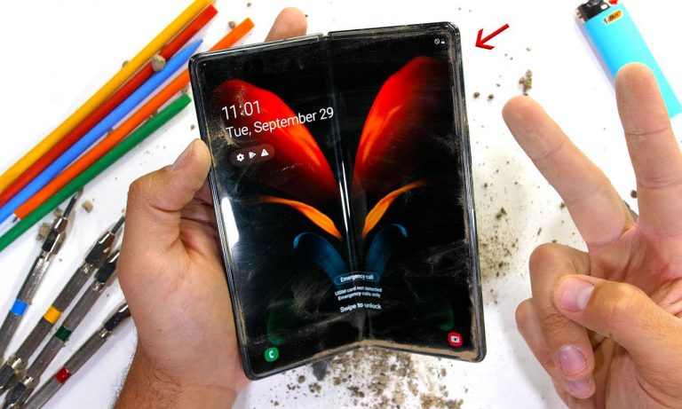 Samsung Galaxy Z Fold 2 jerry