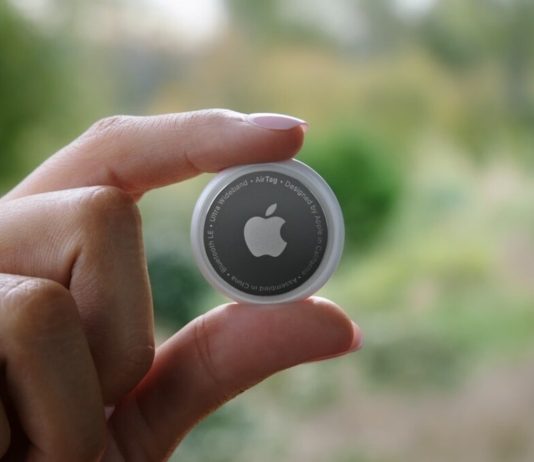 Apple AirTag launch smart tracker Android