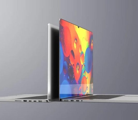 MacBook Air 2022 with notch