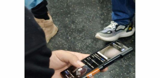 Xiaomi 12 live images Xiaomi 12 Ultra