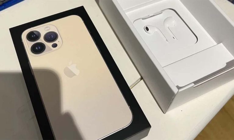 Stop Free EarPods with France iPhone
