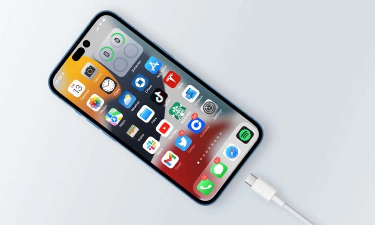 iPhone 15 USB-C