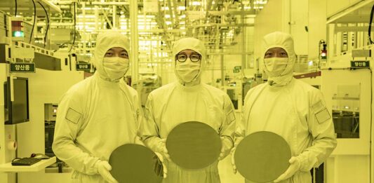Samsung Foundry First 3nm Chip Production