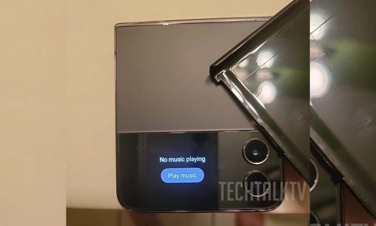 Samsung Galaxy Z Flip 4 Real Life Photos