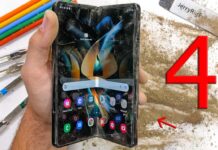 Samsung Galaxy Z Fold 4 JerryRigEverything