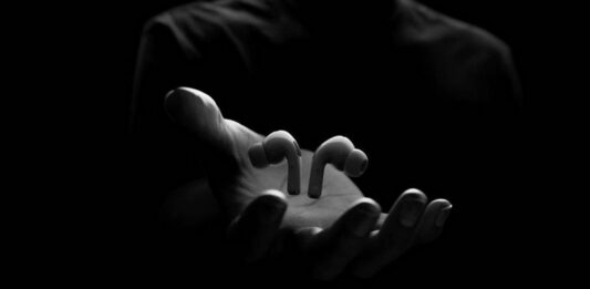 Apple AirPods Pro 2 AirPods second generation