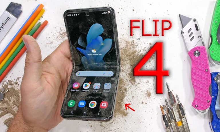 Samsung Galaxy Z Flip 4 JerryRigEverything