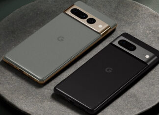 Google Pixel 7 Ultra Leaks Lock Screen