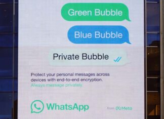 WhatsApp iMessage Apple Meta