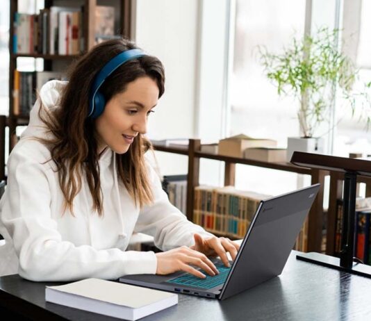 World Firsts Gaming Chromebook Acer Asus Lenovo Google