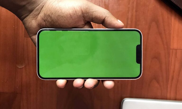 iPhone 13 14 Pro iOS 16.1 16 Green Screen Broken Animation