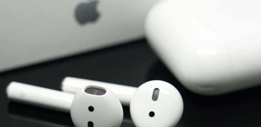 AirPods 4 Pro Lite Max First Rumor USB-C