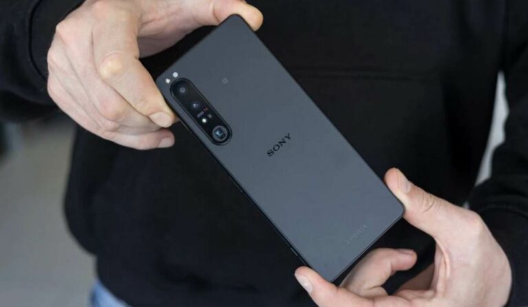 sony xperia compact