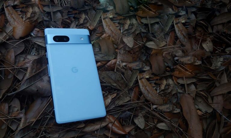 Google Pixel 7a Hands-On Teardown Videos