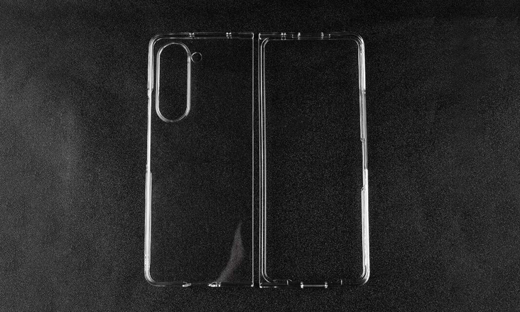 Samsung Galaxy Z Fold 5 Clear Case
