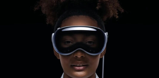 Apple Vision Pro: Ανακοινώθηκε το νέο mixed reality headset και τα σπάει!