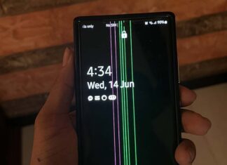 Samsung Galaxy Note 20 Ultra 5G Green Lines