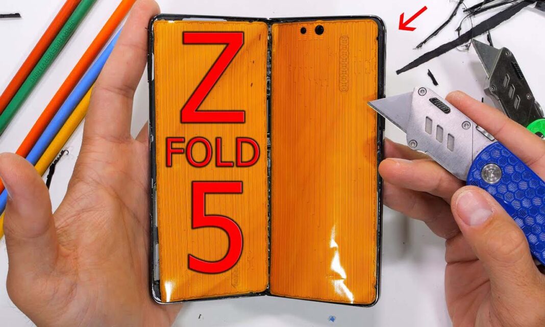 Samsung Galaxy Z Fold 5 teardown