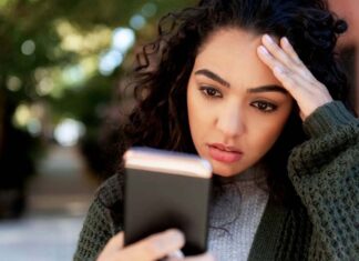 doomscrolling social media news