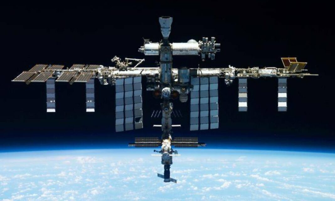 NASA ISS νόσος της αποσυμπίεσης SpaceX