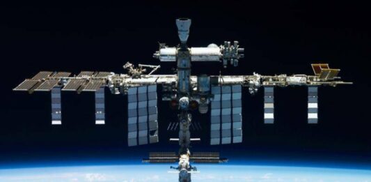 NASA ISS νόσος της αποσυμπίεσης SpaceX