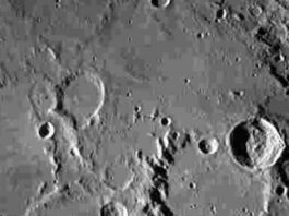 Πρωτοποριακό σκάφος μπαίνει σε τροχιά γύρω από τη Σελήνη και στέλνει εικόνες!