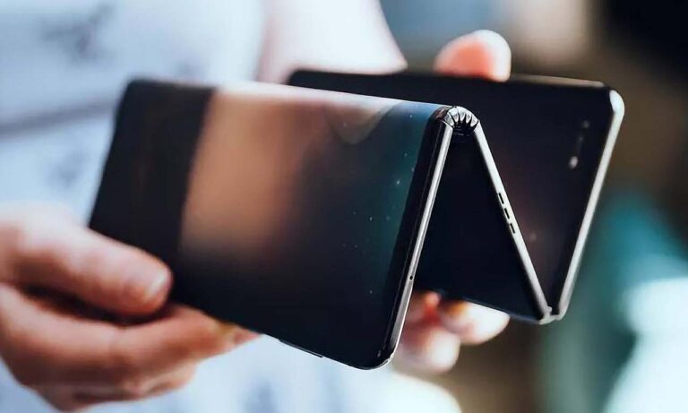 Huawei Triple-Fold Tri-Fold τριπλά αναδιπλούμενο Huawei Mate XT