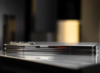 Samsung Galaxy Z Fold 6 Thinner Lighter Titanium